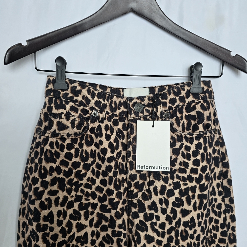 NWT Reformation Cary High-Rise Slouchy Straight Leg Jean 25 - Picture 9 of 10